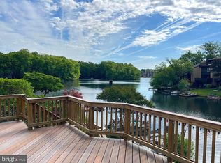 2029 Chadds Ford Dr, Reston, VA 20191