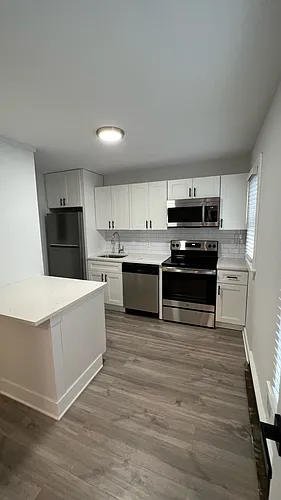 185 Laurel St #3A Photo 1