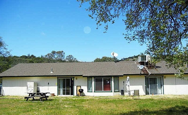 2nd image of 29999 Tioga Dr