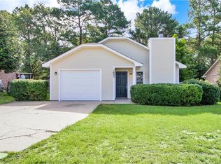 1605 Veanna Dr, Fayetteville, NC 28301