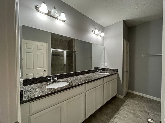 5th image of 117 Mitchell Creek Way