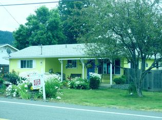 890 SE Riverside Dr, Myrtle Creek, OR 97457