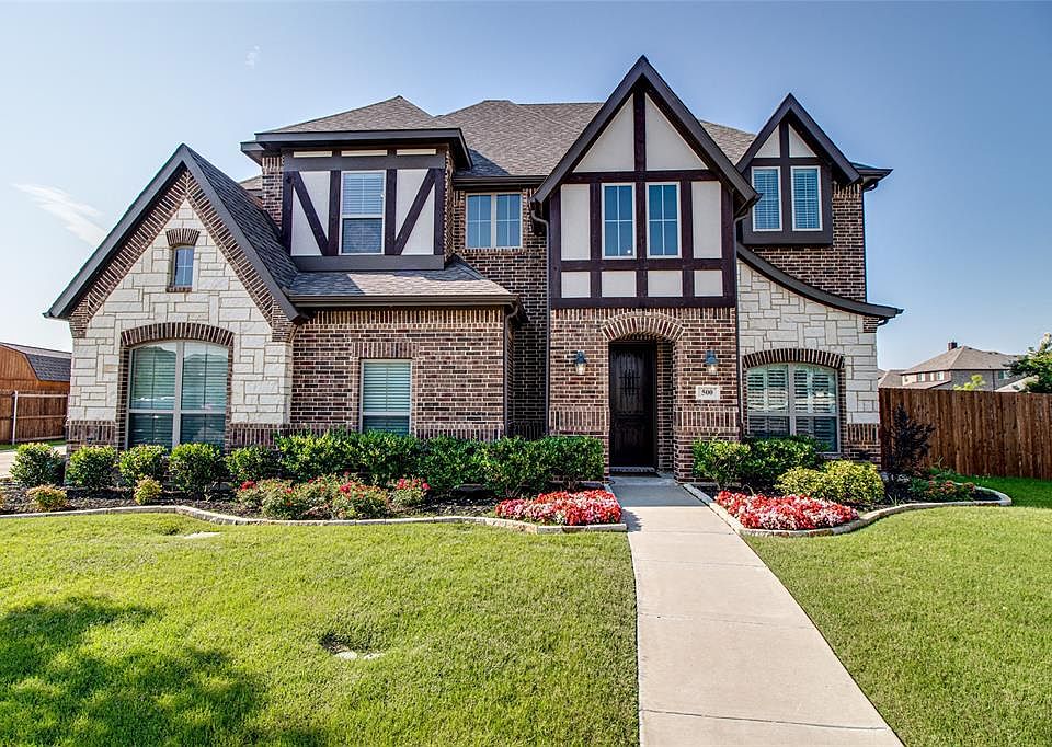1st image of 500 Stillwater Dr
