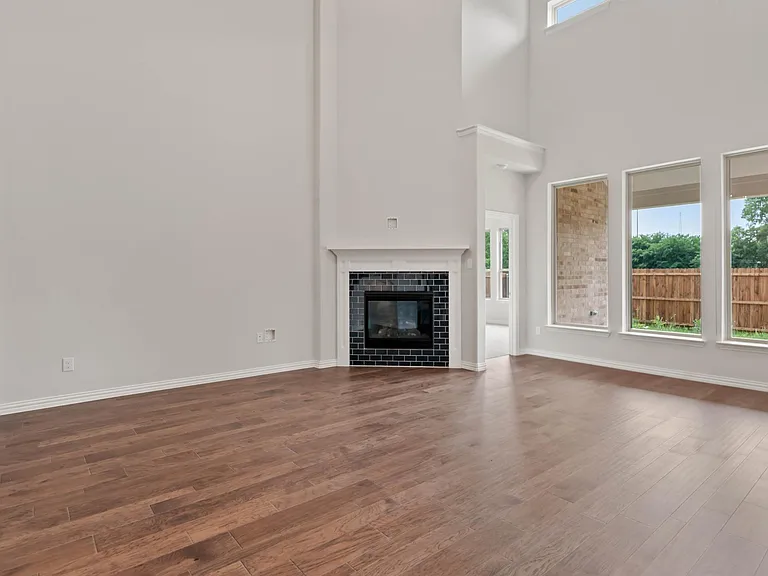 3513 Twin Pond Trl — Photo 3
