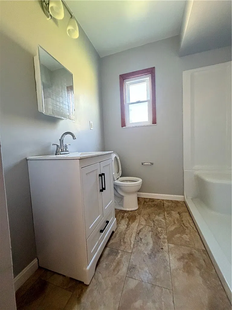 2 bed, 2.0 bath, 988 sqft, $1,650 — Photo 4