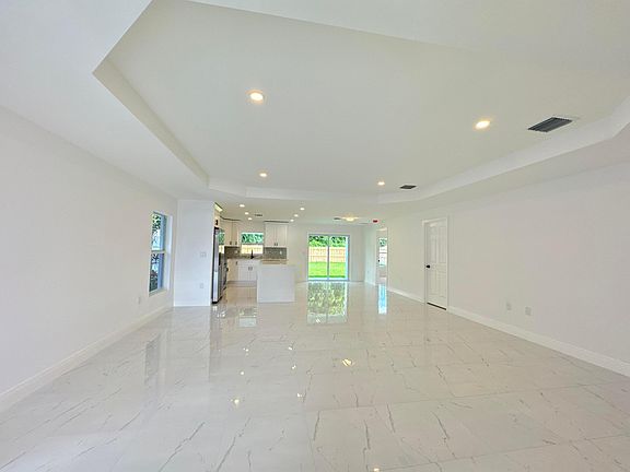 4th image of 4147 Success Street