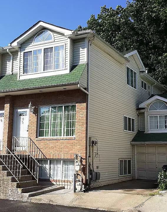 1st image of 77 Woodcutters Ln #Basement