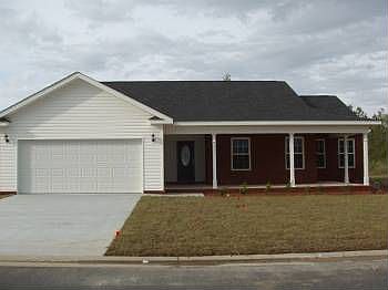 1st image of 86 White Oak Dr