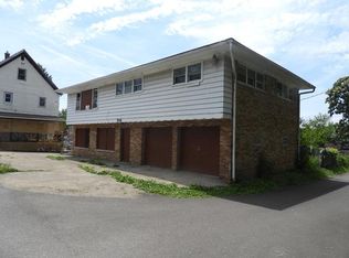 718 10th St, Waukegan, IL 60085