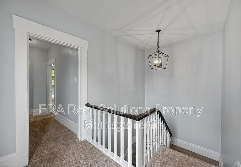 4616 Ward St — Photo 26