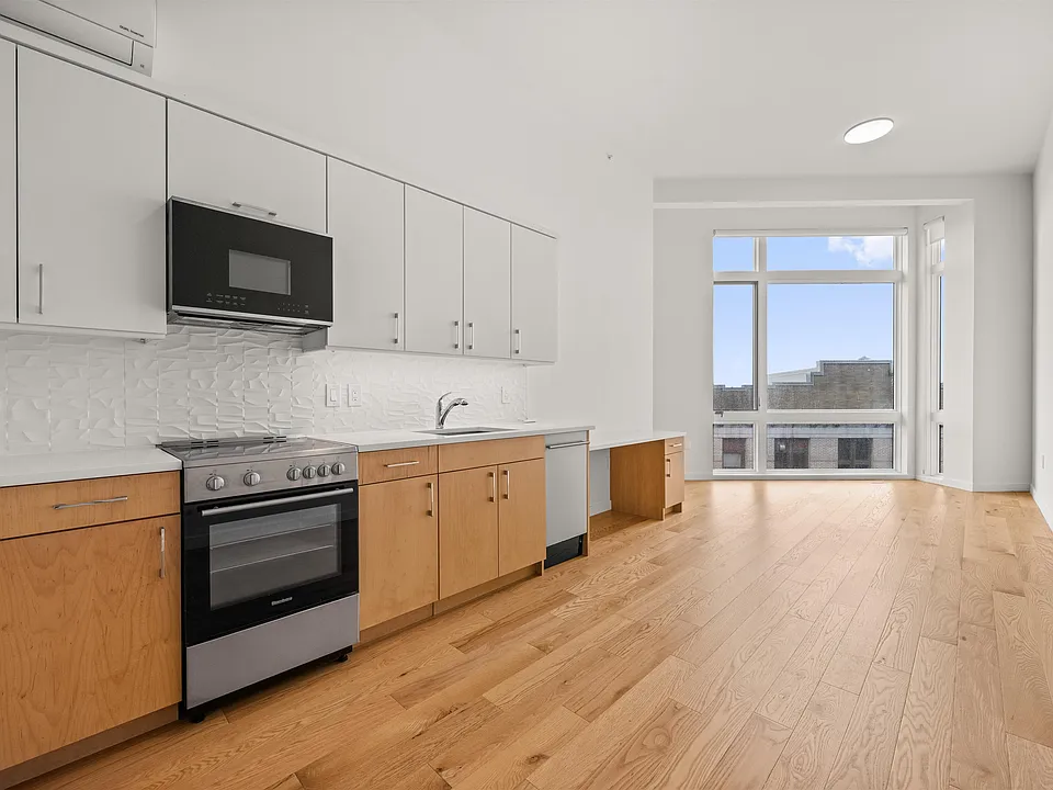 333 Newark Ave #506