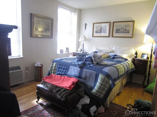 Rented by City Connections Realty | media 35