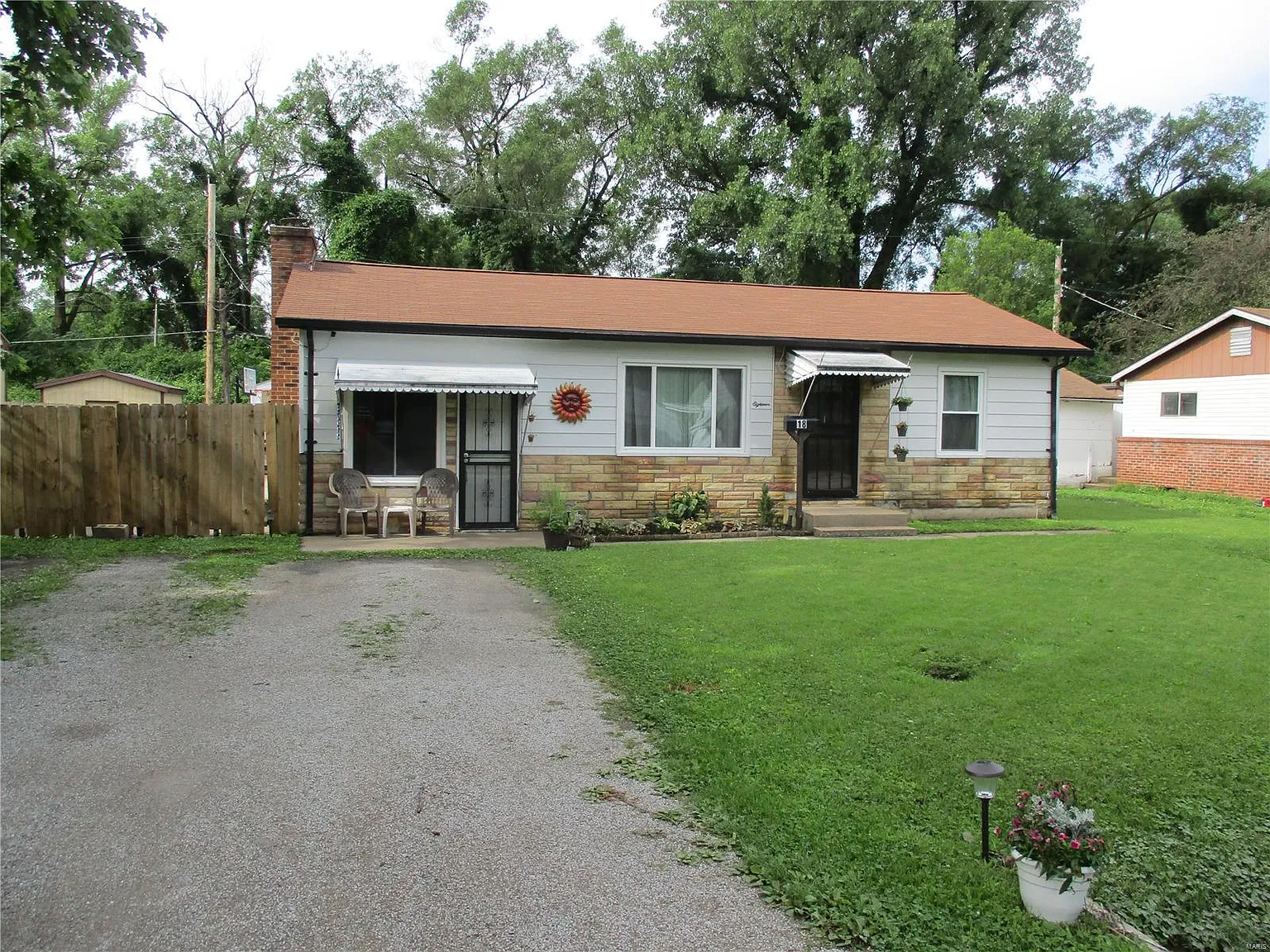 18 Edgar St photo 1