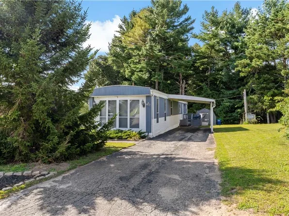 5 Lane #F, Coventry, RI 02816