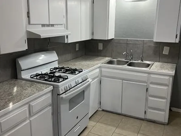 1214 S 73rd East Ave, Tulsa, OK 74112