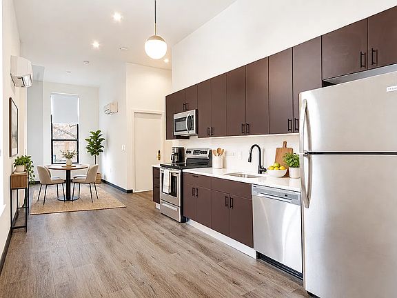 2nd image of 165 N 5th St #111