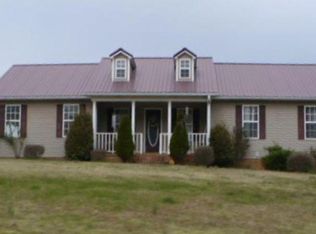 1341 Poorhouse Ln, Lexington, TN 38351