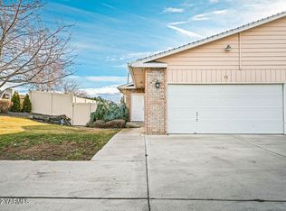 11 N 72nd Ave, Yakima, WA