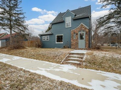 802 NE 2nd Ave, Grand Rapids, MN, 55744