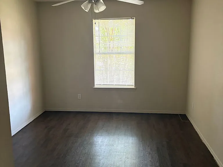 1115 Grinnel Cir #B — Photo 11