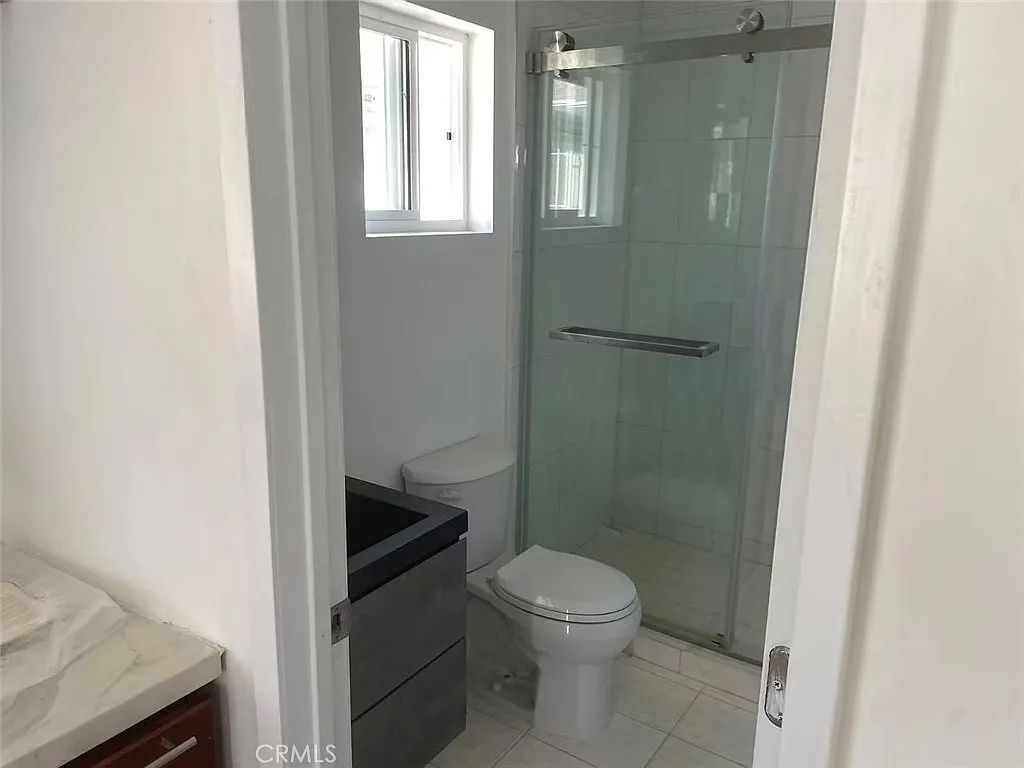 1 bed, 400 sqft, $2,095 — Photo 3