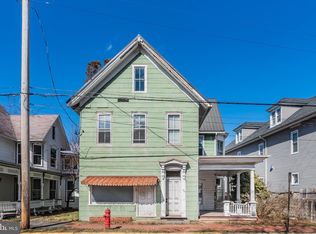 23 W Main St, Elizabethville, PA 17023