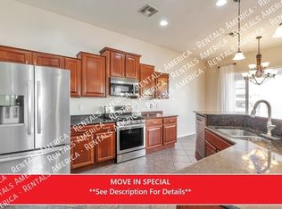 561 E Via Puente De La Lluvia, Sahuarita, AZ 85629