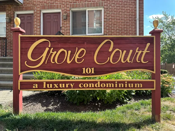 101 Grove Street APT 9, Stamford, CT 06901