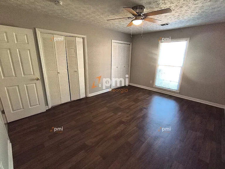 102 Peachtree Ct #A — Photo 7