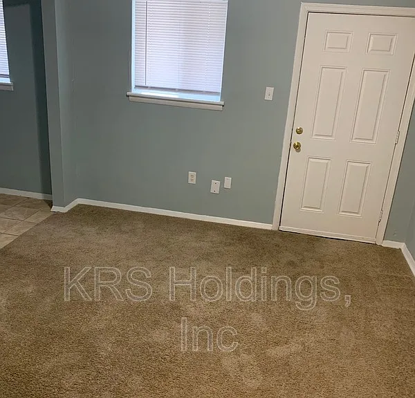 1822 Williamsburg Rd #5 — Photo 1