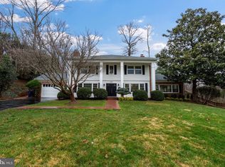 7204 Regent Dr, Alexandria, VA 22307