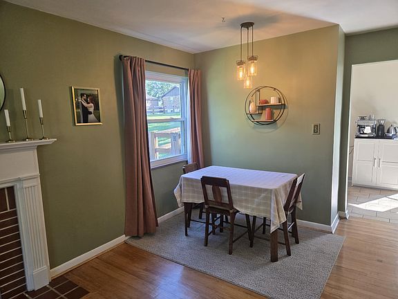 5th image of 2161 Uhl Rd