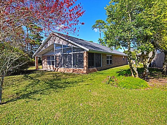 4th image of 949 Greenmont Ct
