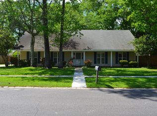 15555 Confederate Ave, Baton Rouge, LA 70817