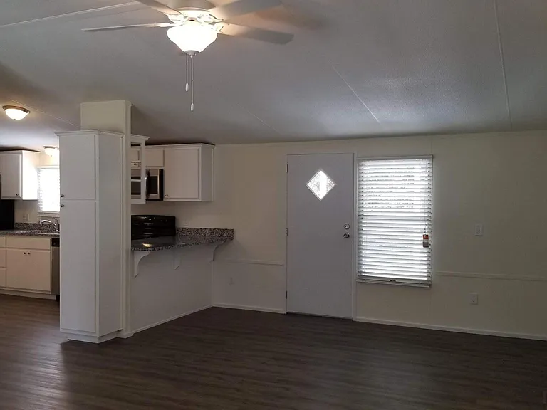135 Jo Katherine Ln — Photo 6