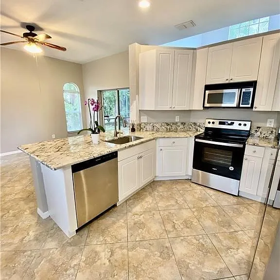 8929 Spring Mountain Way — Photo 8