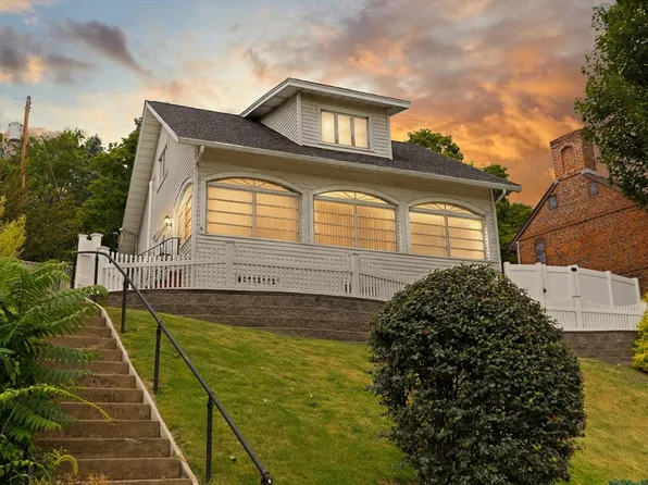 6 Groveland St, Haverhill, MA 01830
