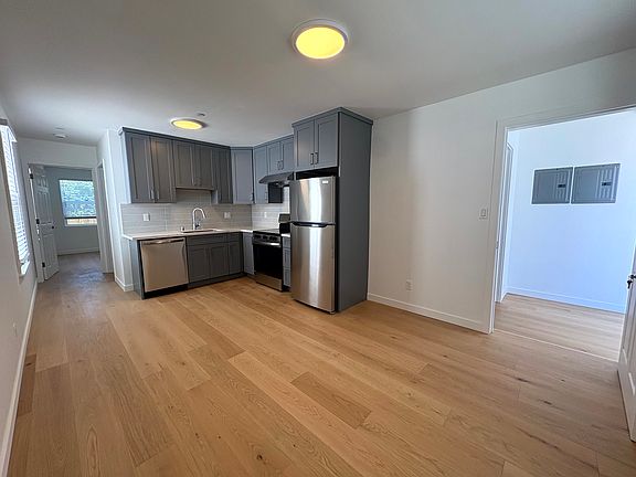 5th image of 1408 Shafter Ave #1