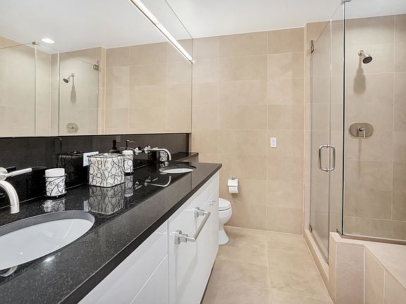 5th image of 60 E 55th St #14D1