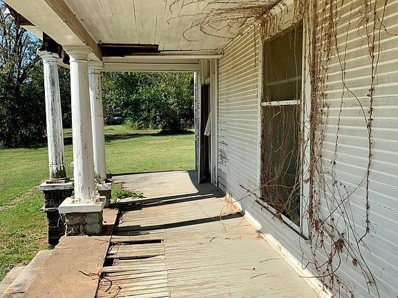 5th image of 526 Cabin Creek Ave