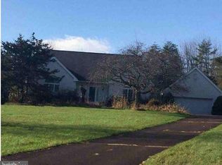 45 S Dietz Mill Rd, Telford, PA 18969