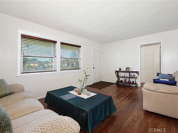 5th image of 9802 Rives Ave