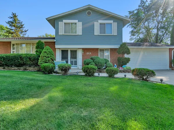 213 Hampshire Ln, Bolingbrook, IL 60440