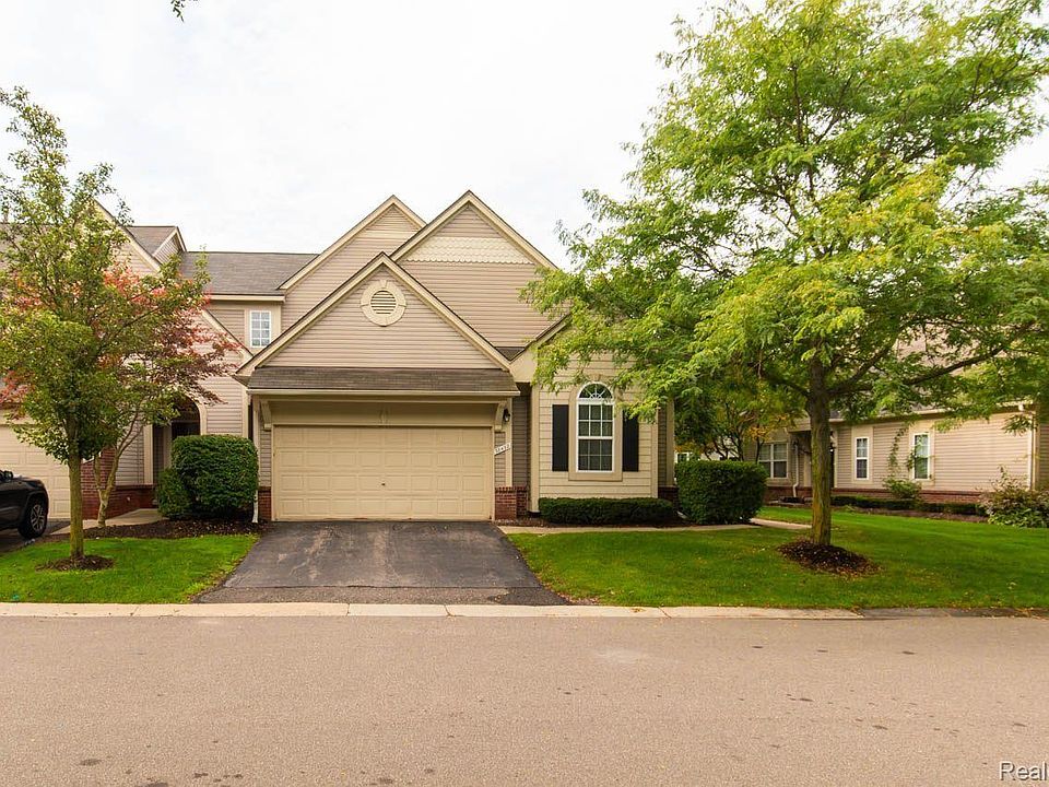 1st image of 38492 Saratoga Cir