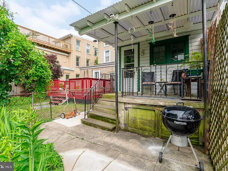 456 Lyceum Ave — Photo 15
