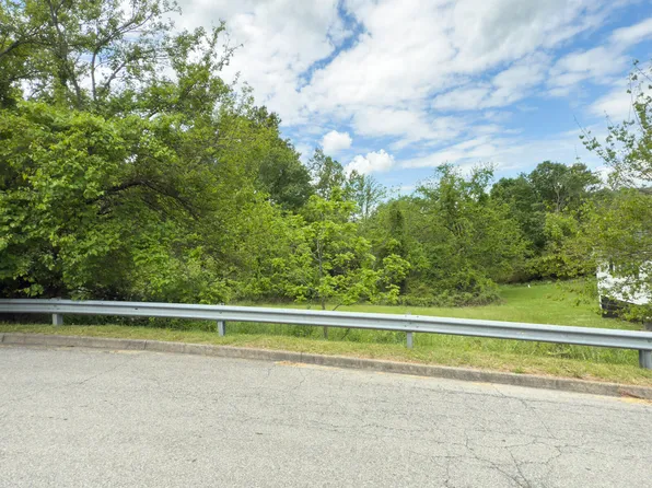 70 Circle Dr #70-73, Rocky Mount, VA 24151