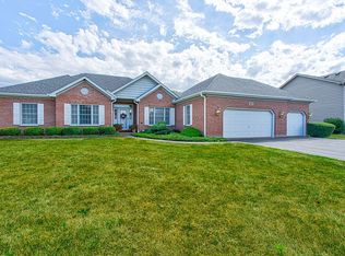 3671 Bunker Hill Dr, Algonquin, IL 60102