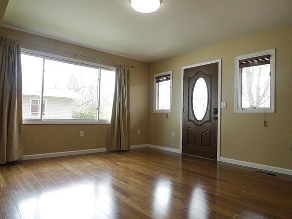 5th image of 3316 Kentwood Dr