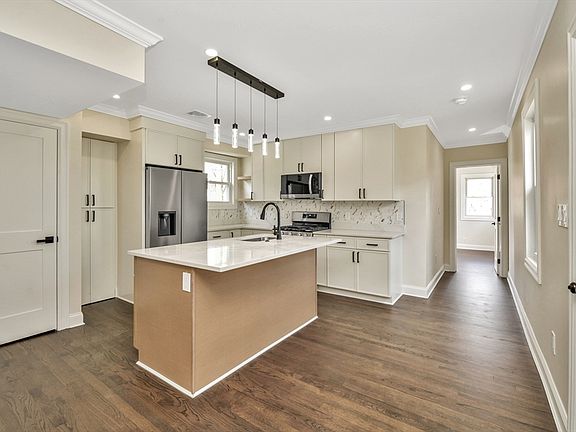 2nd image of 21 Marcella St Suite 2