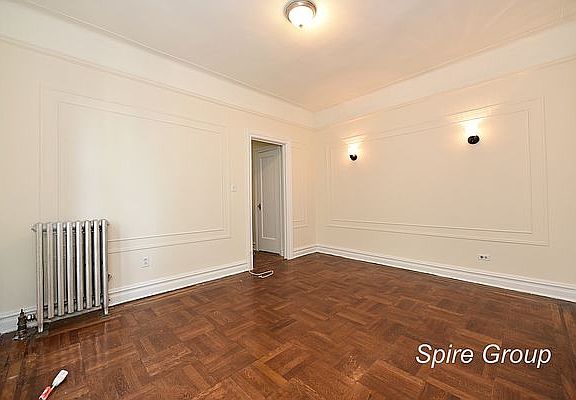 3rd image of 34-20 32nd St #3J